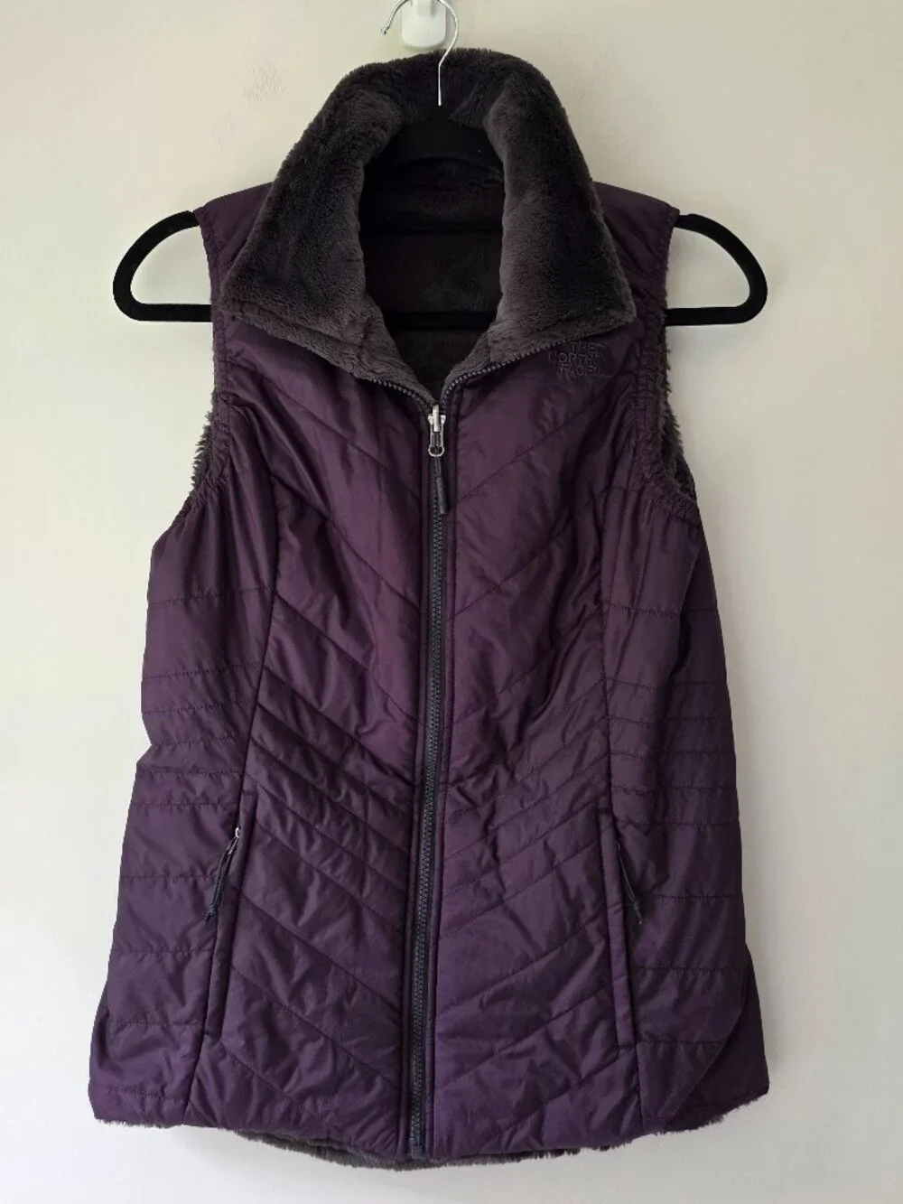 The North Face Mossbud Insulated Reversible Vest Purple | Small | EUC Soft Fuzzy